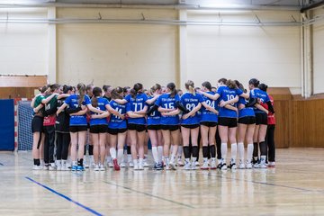 Bild 26 - wCJ TSV Ellerau - HSG Kremperheide/Muensterdorf : Ergebnis: 22:20